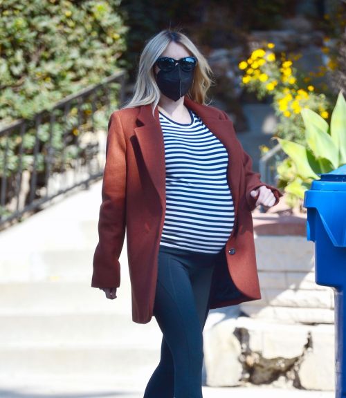 Pregnant Emma Roberts Out on Thanksgiving Day in Los Angeles 11/25/2020