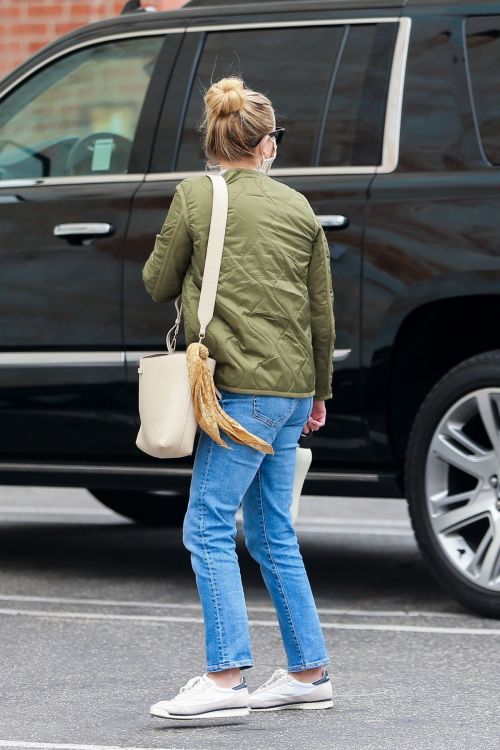 Reese Witherspoon Out and About in Hollywood 2020/10/23 2