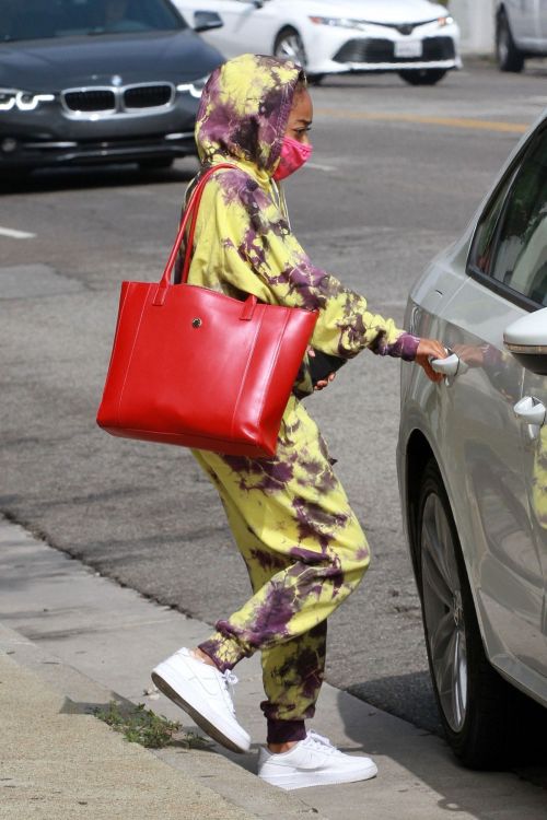 Skai Jackson leaves DWTS Studio in Los Angeles 2020/10/21 1