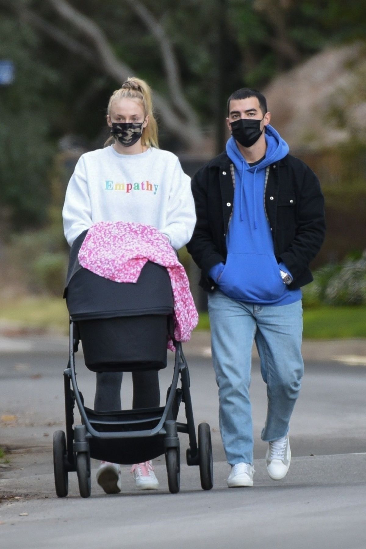 Sophie Turner and Joe Jonas Out with Daughter Willa in Los Angeles 11/27/2020
