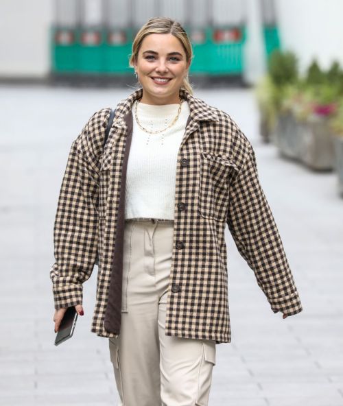 Television presenter Sian Welby Leaves Global Radio in London 11/26/2020 2