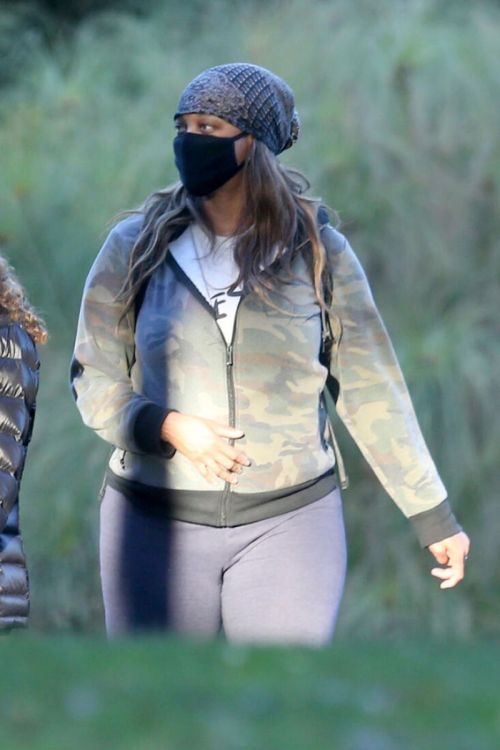 Tyra Banks Out at a Park in Los Angeles 11/24/2020 2