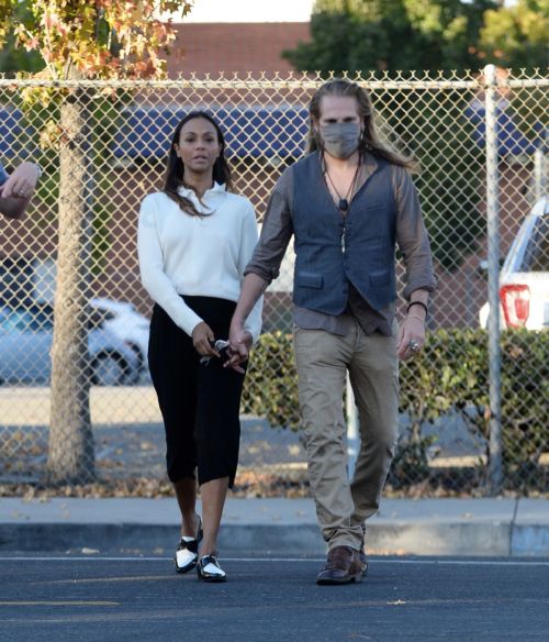 Zoe Saldana at a Birthday Celebration in Los Angeles 2020/11/13 1