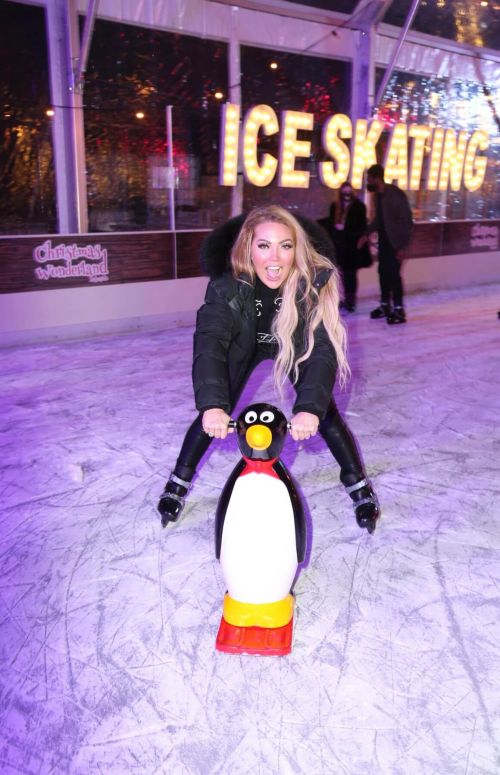 Aisleyne Horgan-Wallace at Lakeside Skating Ring Press Night 12/04/2020 2