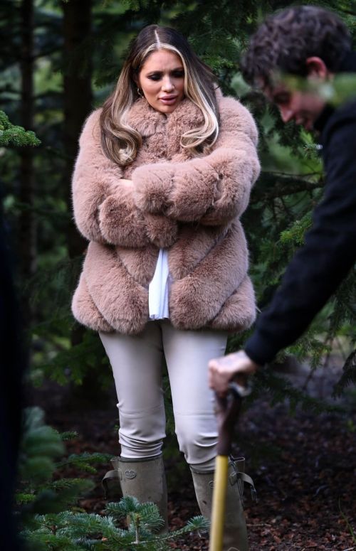Amy Childs on the Set of The Only Way is Essex Christmas Special in London 11/30/2020 5