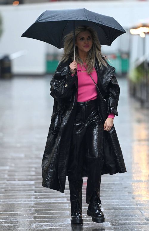 Ashley Roberts after Leaves Global Studios in London 12/03/2020 9