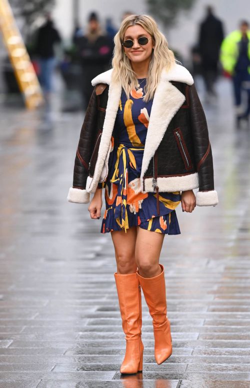 Ashley Roberts in Long Boots Leaves Heart FM in London 12/01/2020 4