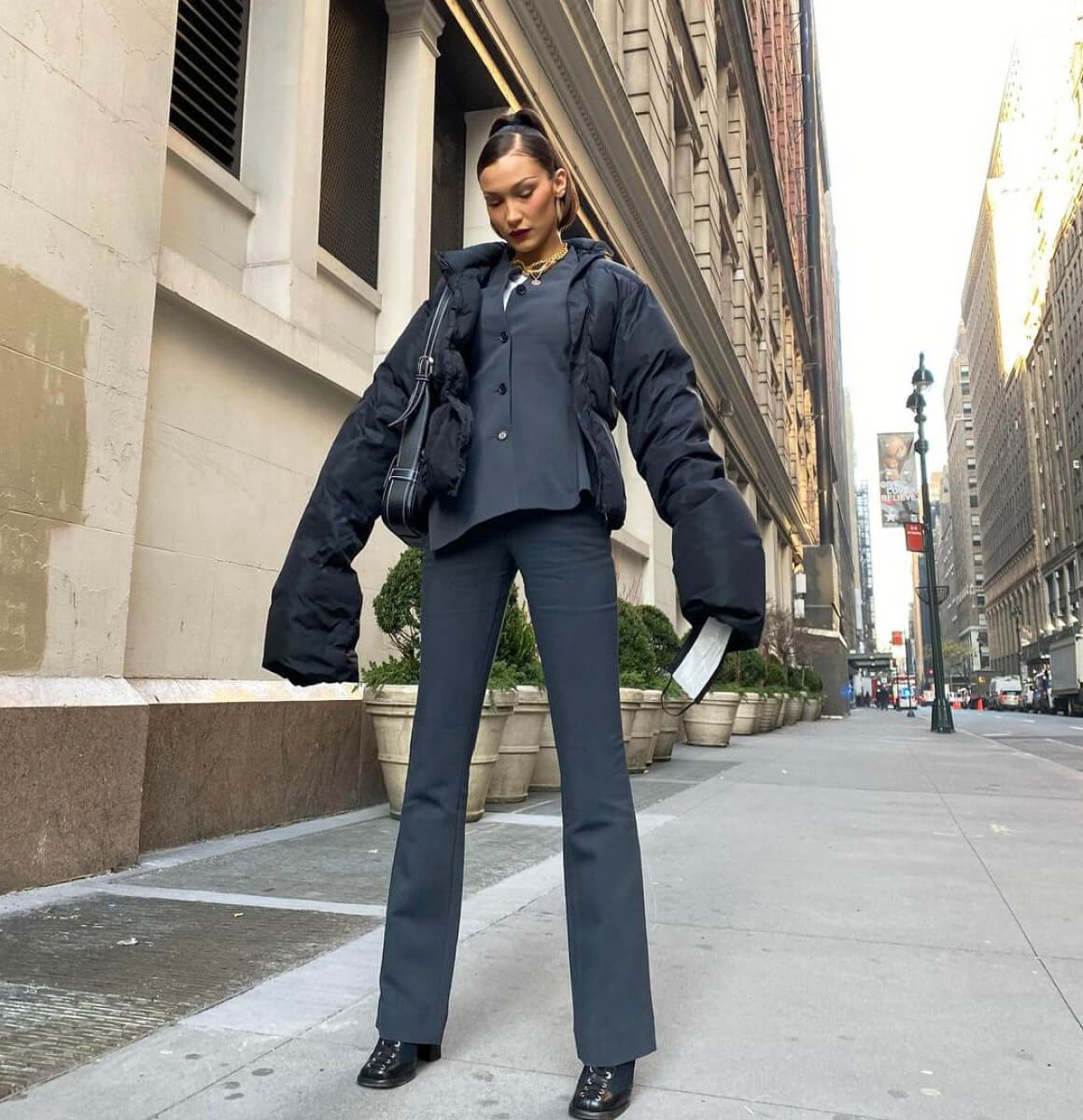 Bella Hadid in Fully Black Outfit - Instagram Photos 12/04/2020 1