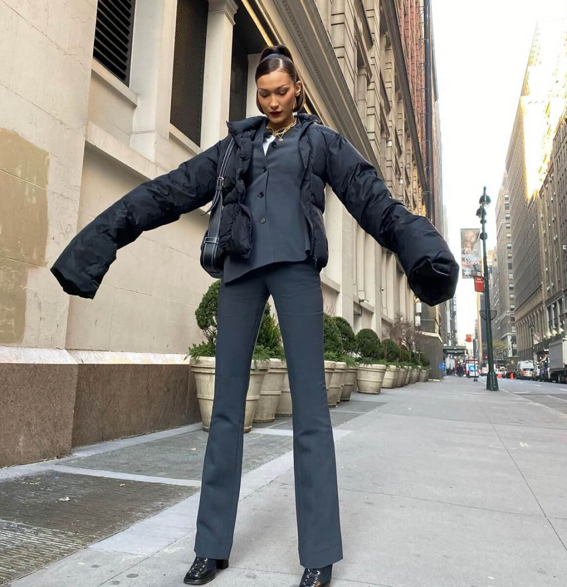 Bella Hadid in Fully Black Outfit - Instagram Photos 12/04/2020 2