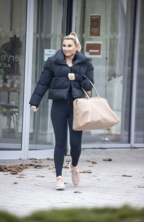 Billie Faiers in Black Puffer Jacket with Tights Leaves Slough Ice Rink 12/02/2020 2