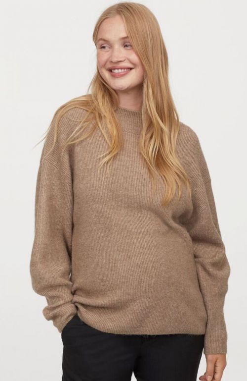 Camilla Forchhammer Christensen Photoshoot for H&M Maternity Wear 2020 5