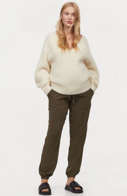 Camilla Forchhammer Christensen Photoshoot for H&M Maternity Wear 2020 7