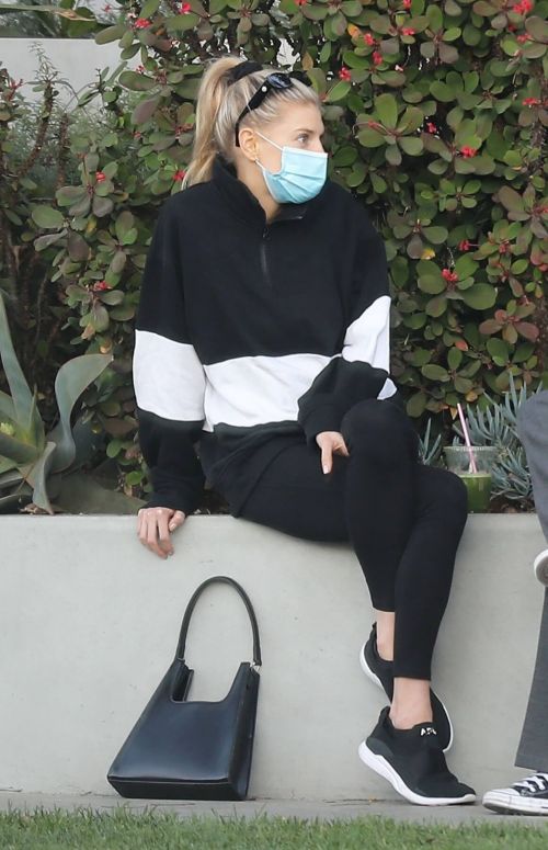 Charlotte McKinney enjoys Drink at Cha Cha Matcha in West Hollywood 12/02/2020 3