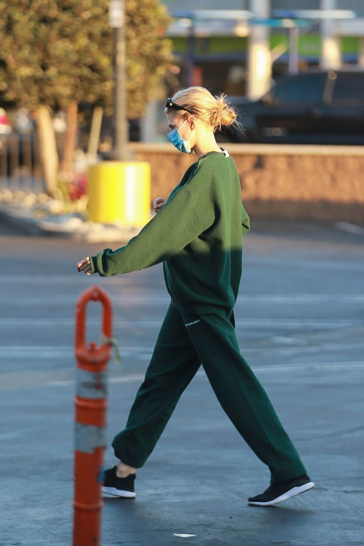 Charlotte McKinney in Green Winter Outfit Out Shopping in Santa Monica 11/24/2020