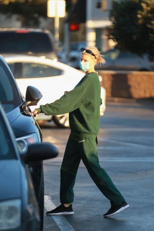 Charlotte McKinney in Green Winter Outfit Out Shopping in Santa Monica 11/24/2020 6