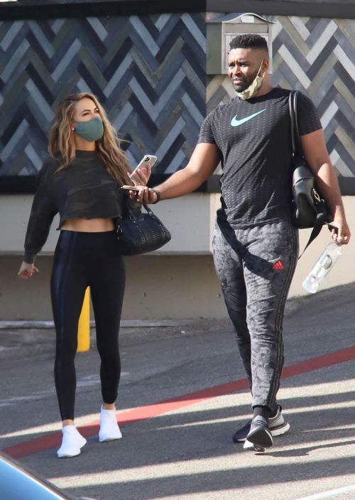 Chrishell Stause and Keo Motsepe Leaves a Gym in Beverly Hills 12/02/2020 4