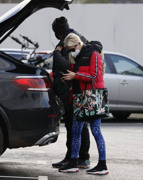 Denise van Outen in Double Puffer Jacket Out Shopping in Chelmsford 11/24/2020 9