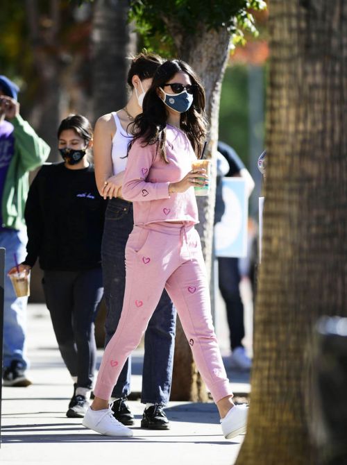 Eiza Gonzalez Out for Coffee in Los Angeles 12/05/2020 5