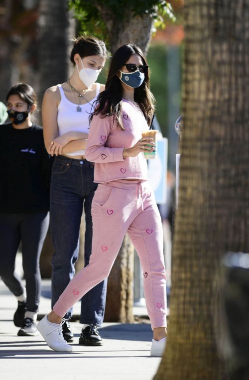 Eiza Gonzalez Out for Coffee in Los Angeles 12/05/2020 8