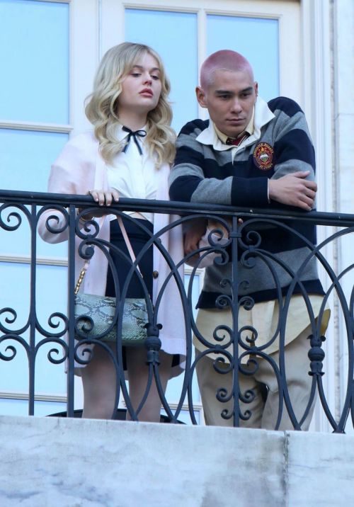 Emily Alyn Lind and Jordan Alexander on the Set of Gossip Girl in New York 11/24/2020 5