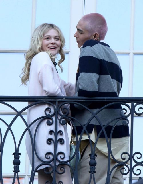 Emily Alyn Lind and Jordan Alexander on the Set of Gossip Girl in New York 11/24/2020 12