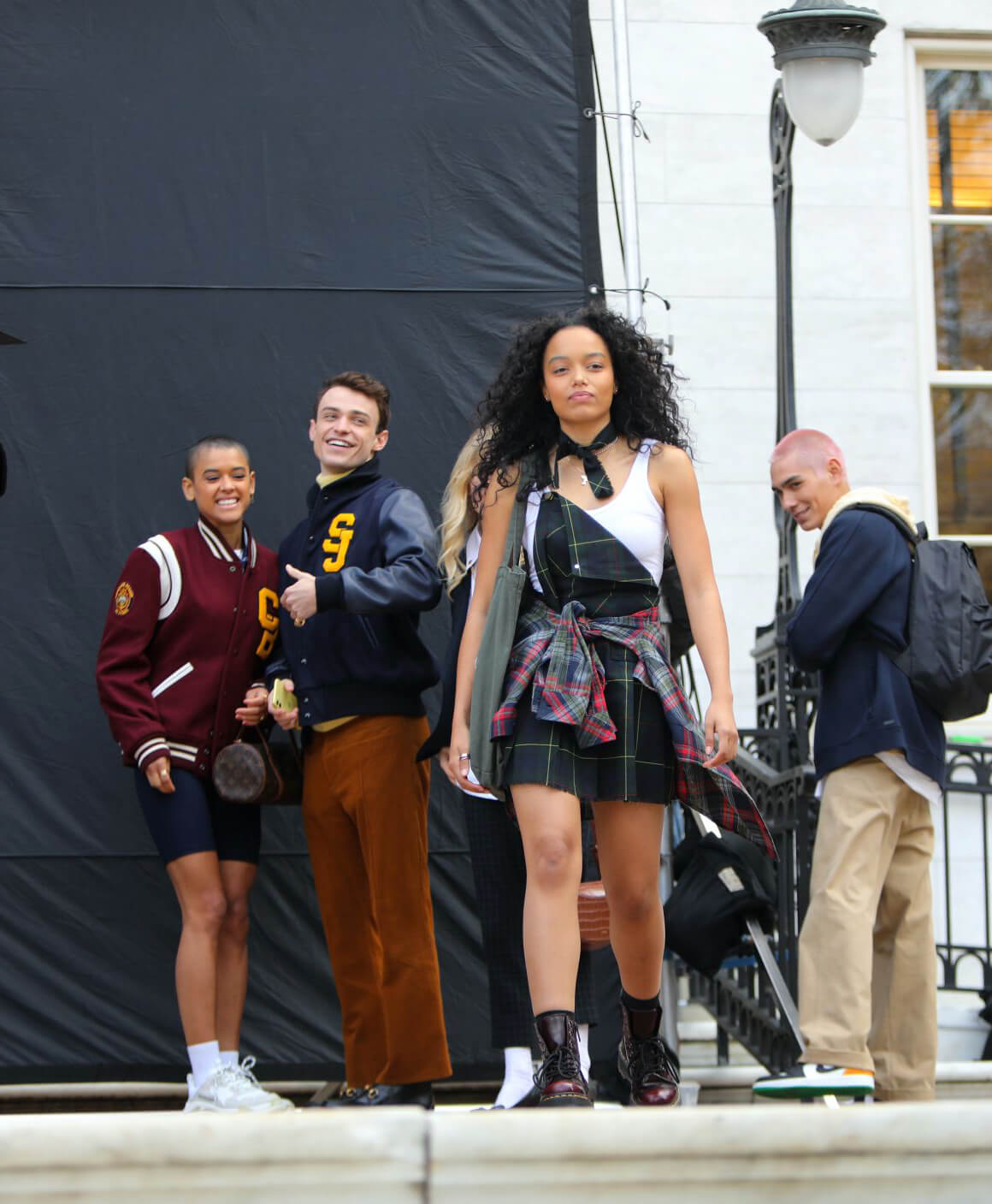 Emily Alyn Lind and Jordan Alexander on the Set of Gossip Girl on in New York 12/01/2020
