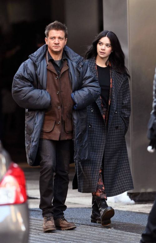 Hailee Steinfeld and Jeremy Renner on the Set of Hawkeye in New York 12/06/2020