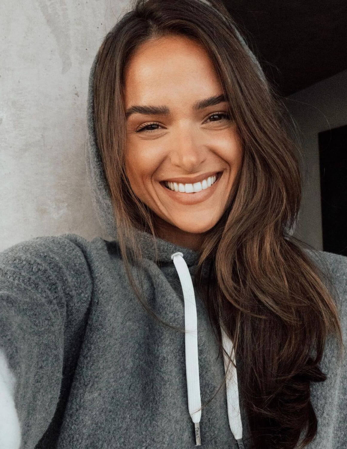 Helen Owen seen White Grey Color Hoodies Photos 12/01/2020