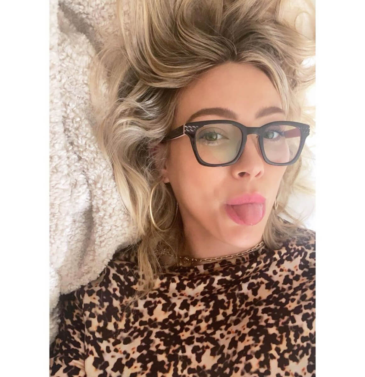 Hilary Duff Selfie Pictures - Instagram Photos 12/04/2020