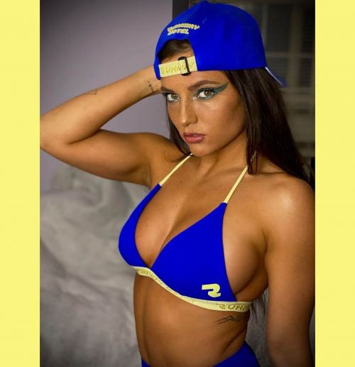 Jade Chynoweth in Royal Blue Hot Photoshoot - Instagram Photos 12/01/2020
