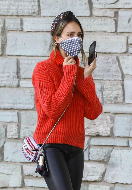 Jessica Alba in Red High Neck Sweater Out for Christmas Shopping at Target in Hollywood 12/04/2020 13