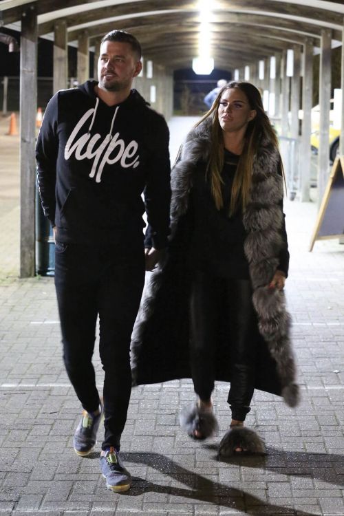 Katie Price with her friends Out Shopping in Hertfordshire 11/24/2020