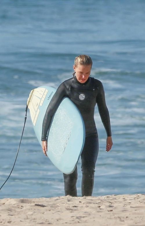 Lara Worthington in Wetsuit Surfing in Malibu 12/03/2020 2