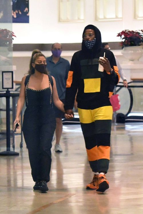 Larsa Pippen with NBA Star Malik Beasley Out at a Mall in Miami 11/23/2020