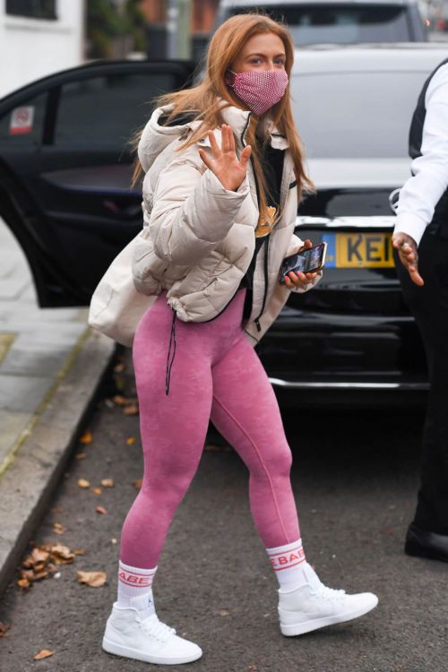 Maisie Smith Arrives at Strictly Come Dancing Practice in London 11/25/2020 1