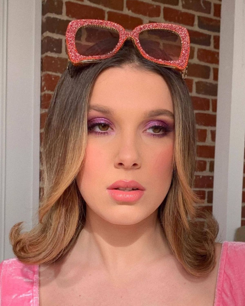 Millie Bobby Brown Beautiful Pictures - Instagram Photos 12/04/2020 1