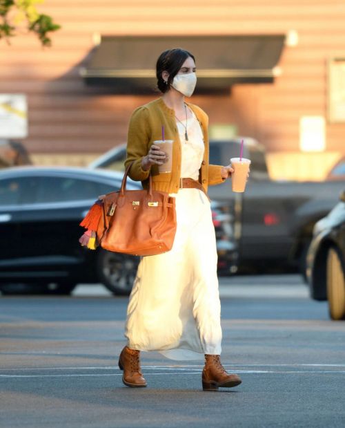Scout Willis Out for Coffee in Los Angeles 11/24/2020 2