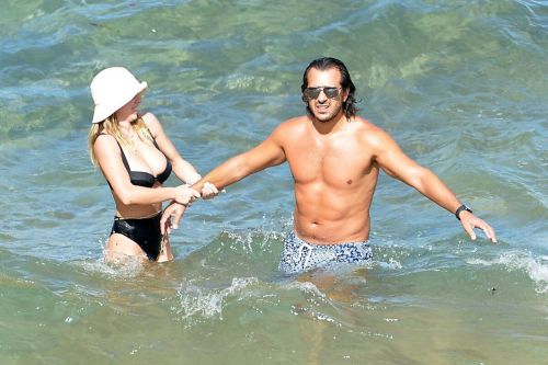 Sydney Sweeney in Black Bikini at a Beach in Hawaii 11/24/2020 6