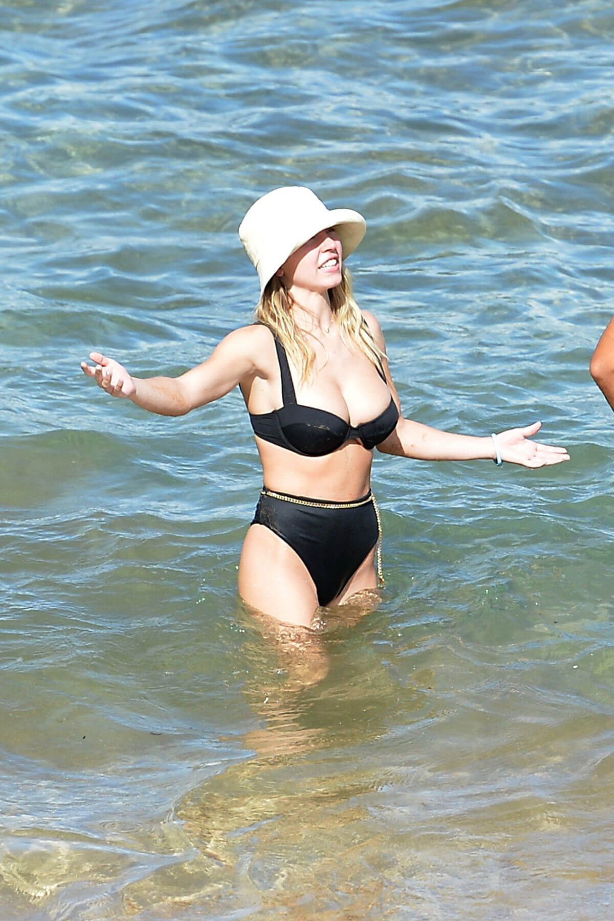 Sydney Sweeney in Black Bikini at a Beach in Hawaii 11/24/2020 3