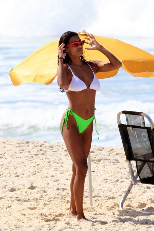Tina Kunakey in Bikini at a Beach in Rio De Janeiro 11/24/2020 3