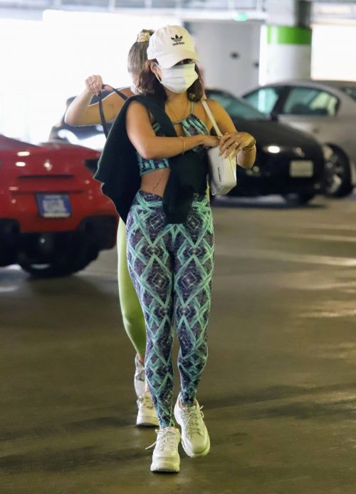 Vanessa Hudgens and GG Magree Out Shopping in Beverly Hills 11/24/2020 4