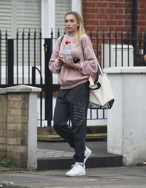 Zara McDermott Out and About in London 11/24/2020 2
