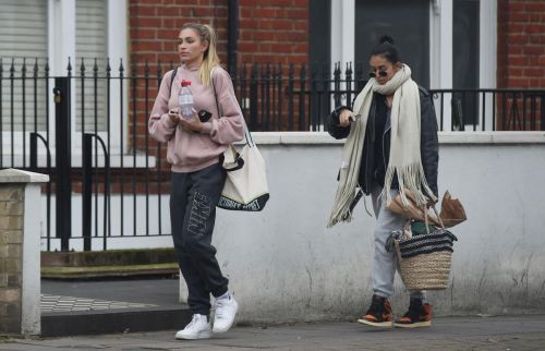 Zara McDermott Out and About in London 11/24/2020 6