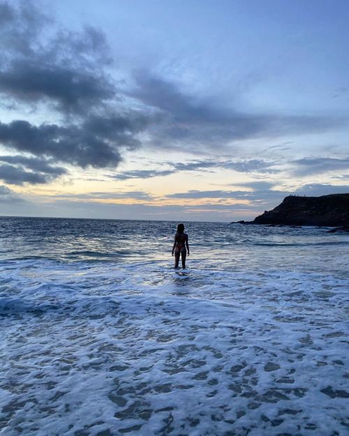 Zoey Deutch in Bikini at a Beach - Instagram Photos 11/25/2020