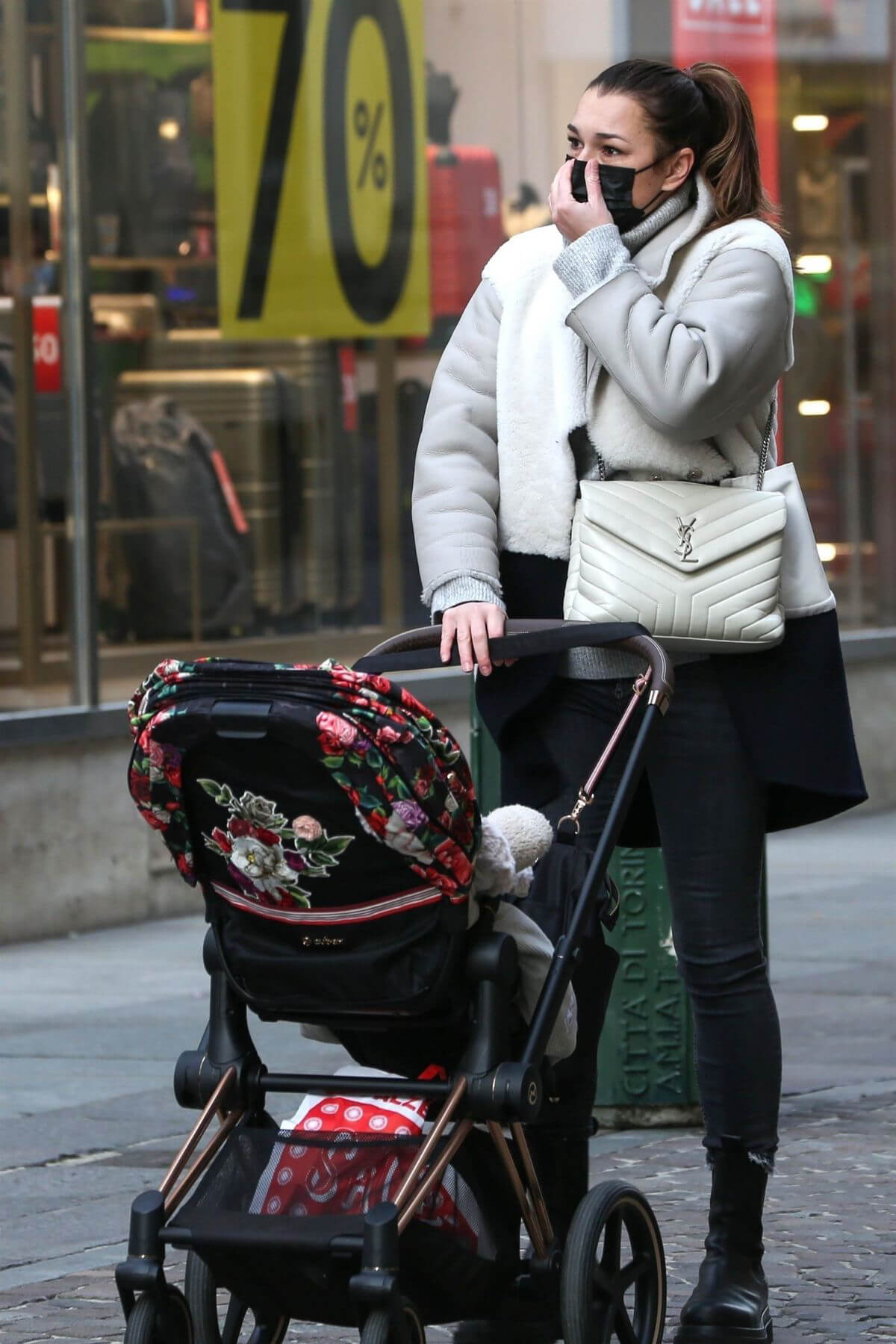 Alena Seredova walks with Her Baby Out in Turin 02/05/2021