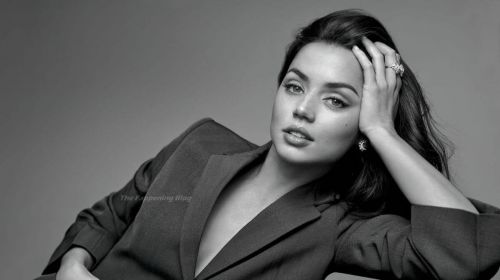 Ana de Armas on the Cover Photoshoot of The Sunday Times Style Magazine, January 2021 2