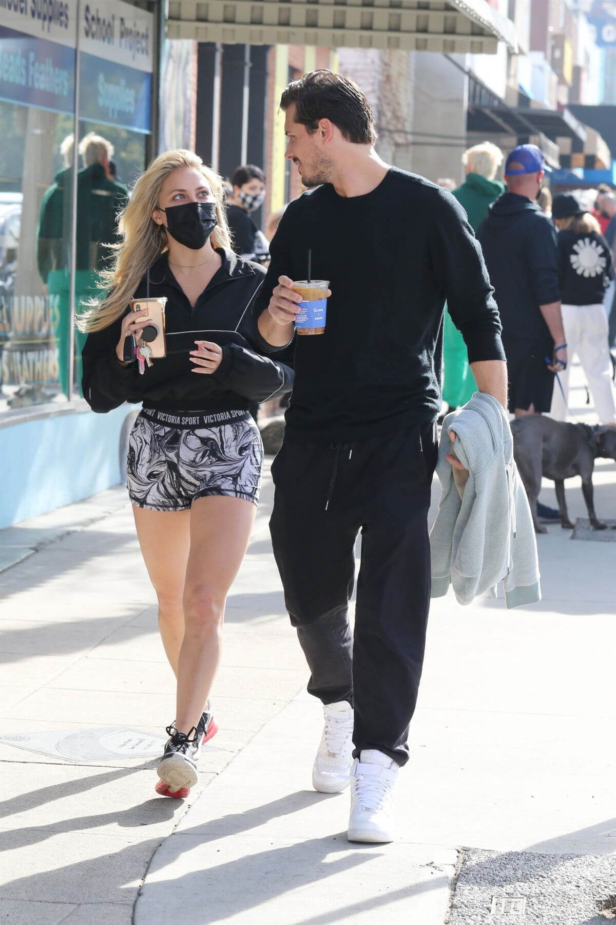 Cassie Scerbo and Boyfriend Gleb Savchenko Out for Coffee in Los Angeles 02/11/2021 6