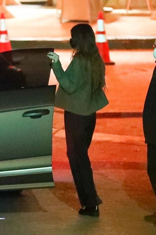 Kendall Jenner After Dinner Night Out in Los Angeles 02/10/2021 4