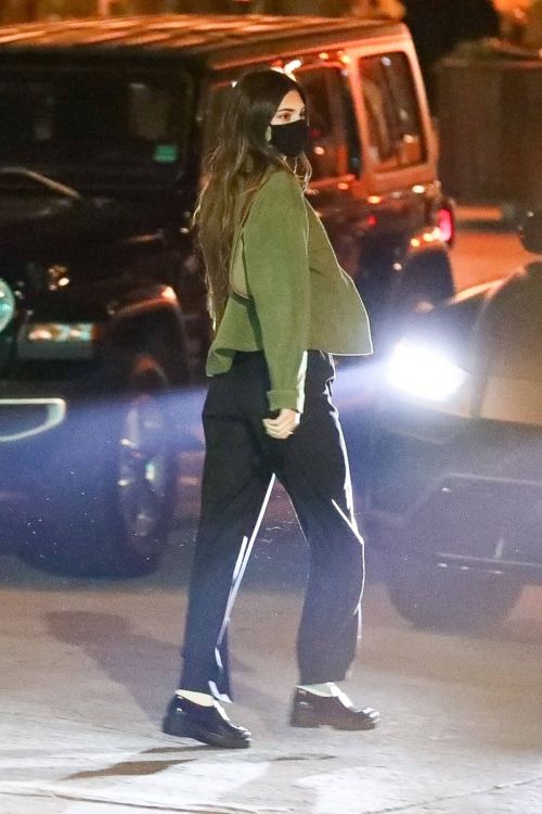 Kendall Jenner After Dinner Night Out in Los Angeles 02/10/2021 3