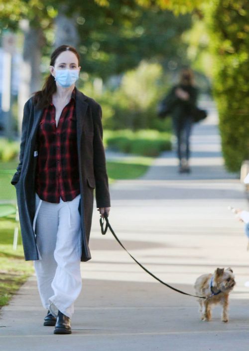 Madeleine Stowe walks with Her Dog Out in Los Angeles 02/09/2021 2